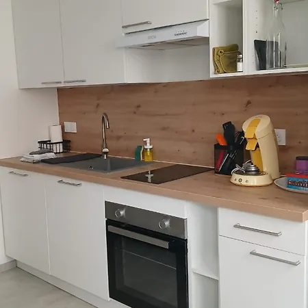 Le Patio Avec Cour Privée En Cœur De Appartamento